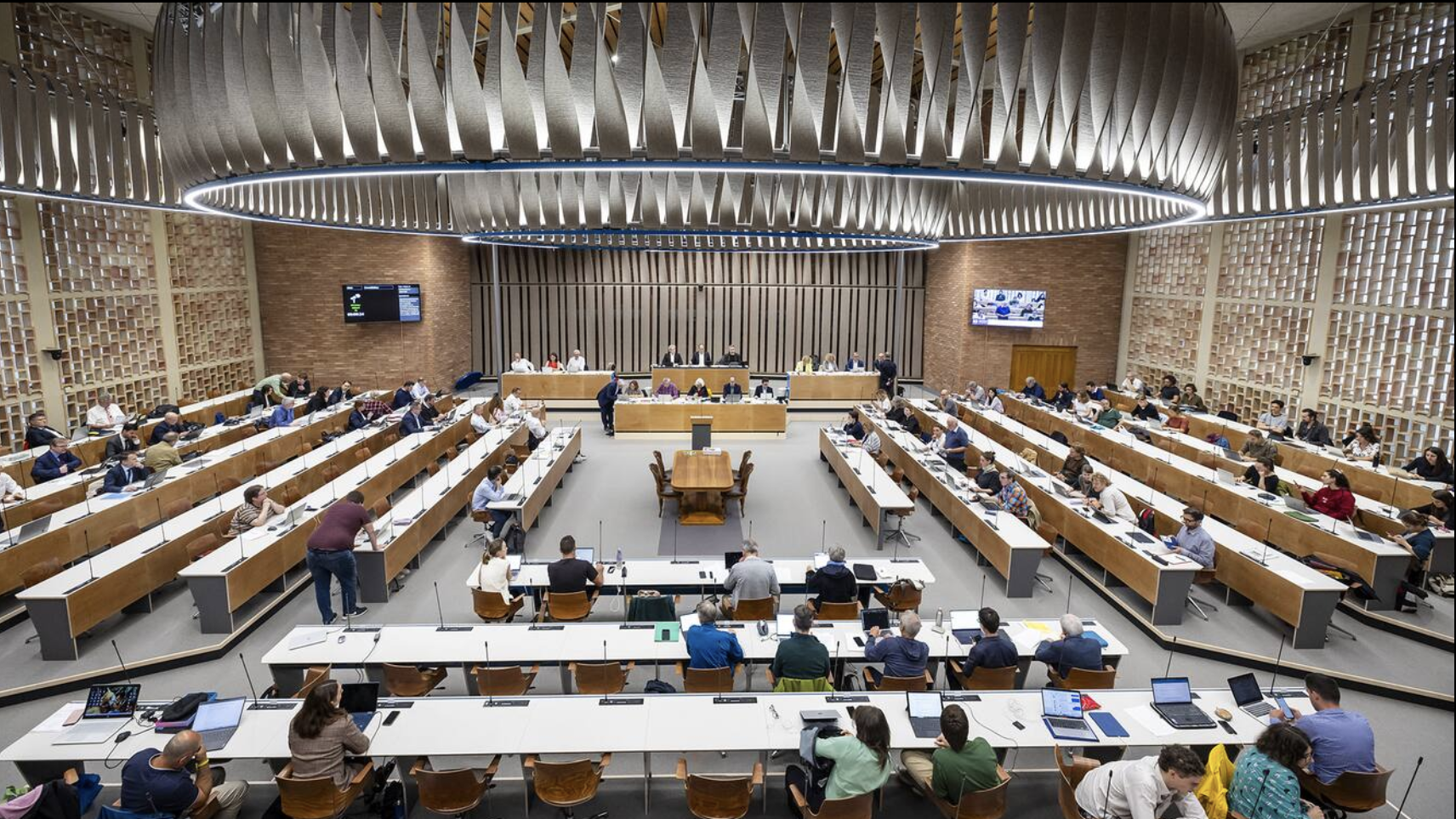 Wie viel verdienen Politikerinnen